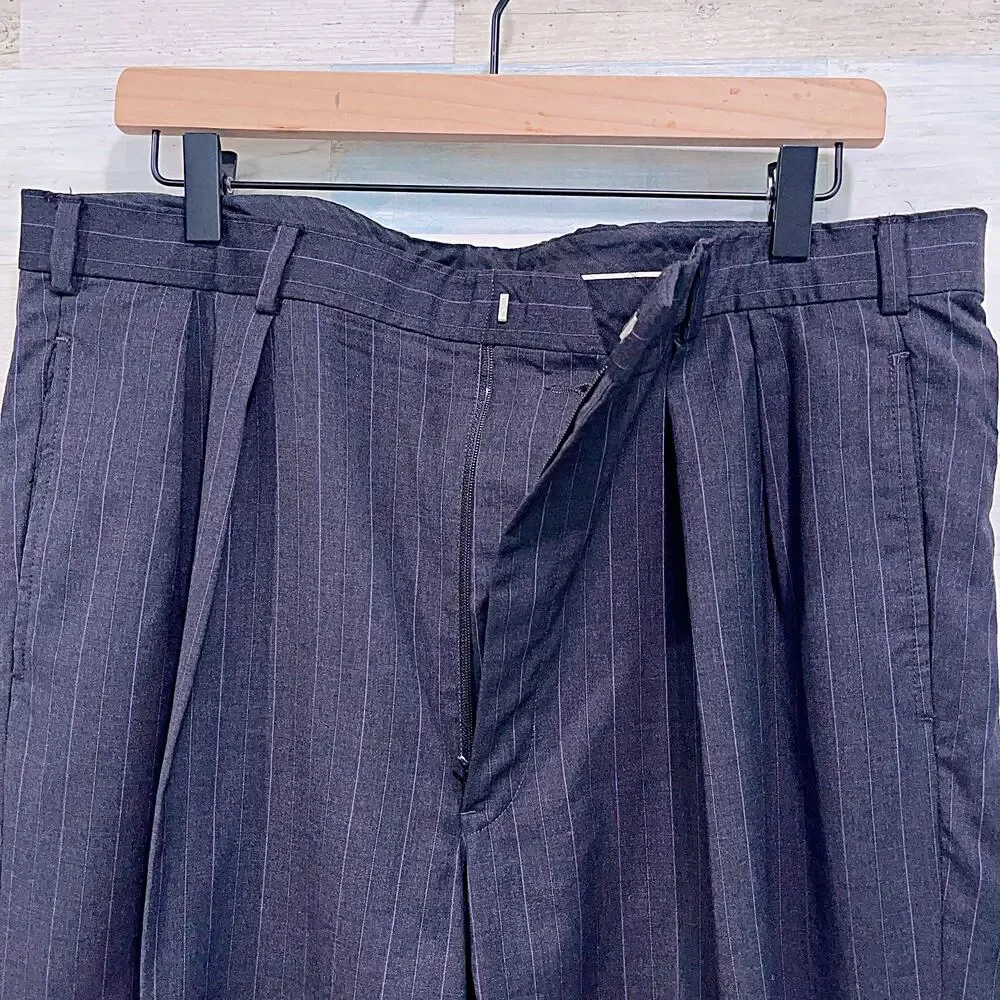 Southwick Bespoke Striped 3 Button Suit Gray Wool Mens 44R 36x31 Pleated Pants